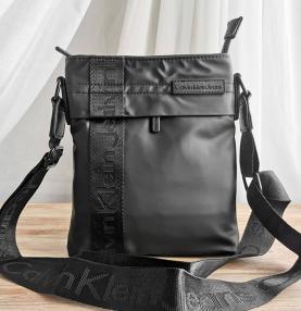 Muska torbica CK