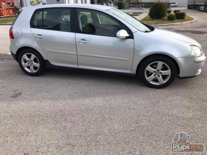 Golf 5 1.9tdi 77kw 2006god 