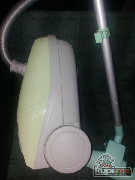 Usisivac perfektan sve novo 2400W